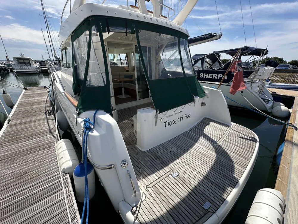 BoatPhoto.alt