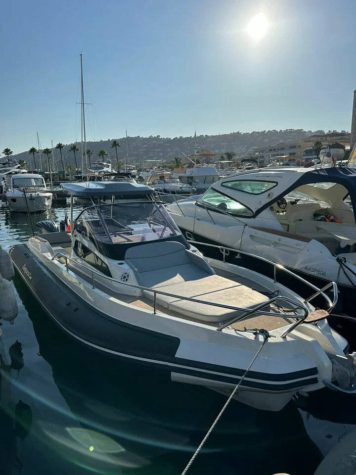 BoatPhoto.alt