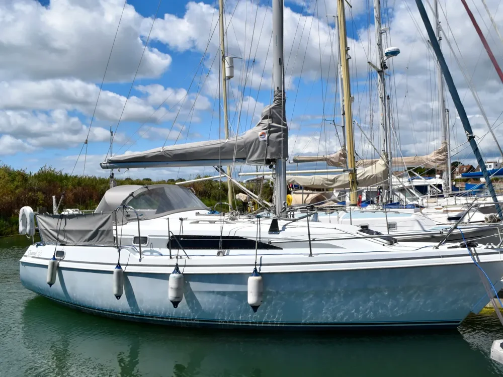 BoatPhoto.coverAlt
