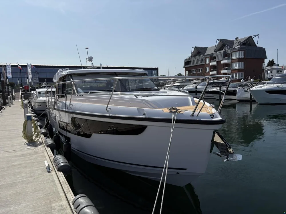 BoatPhoto.alt