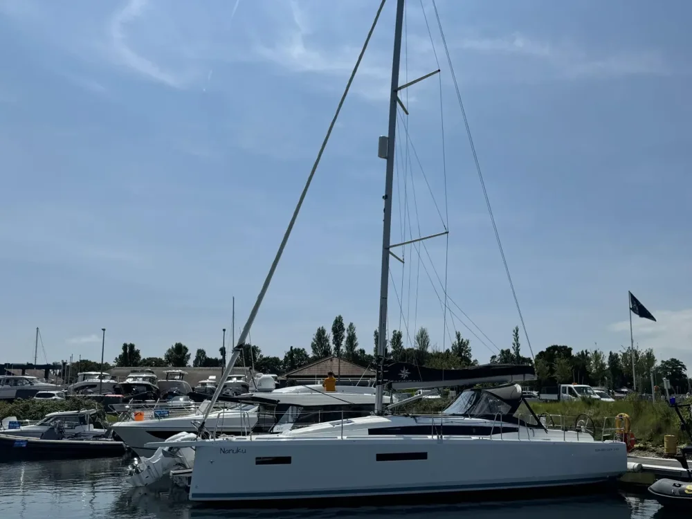 BoatPhoto.alt