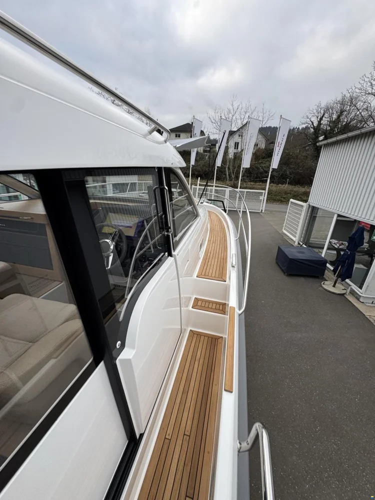 BoatPhoto.alt
