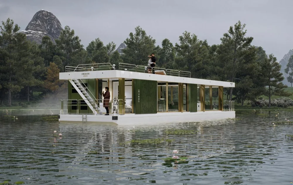 BoatPhoto.coverAlt