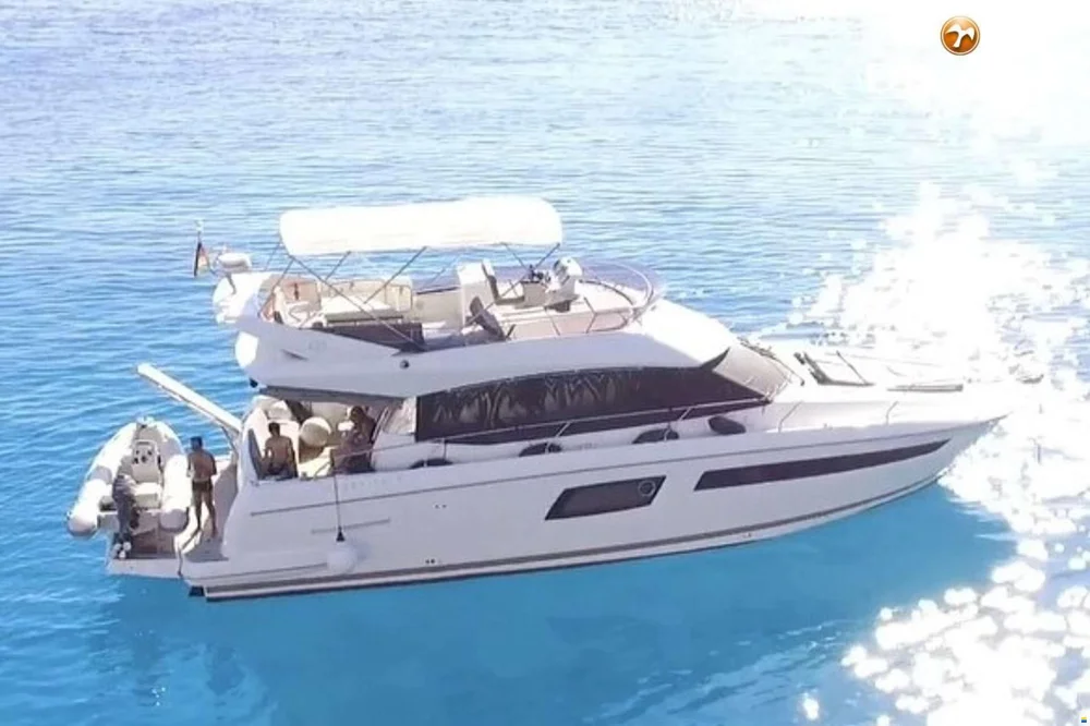 BoatPhoto.alt