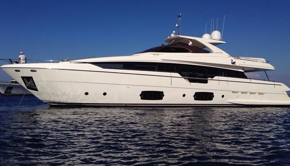 BoatPhoto.coverAlt
