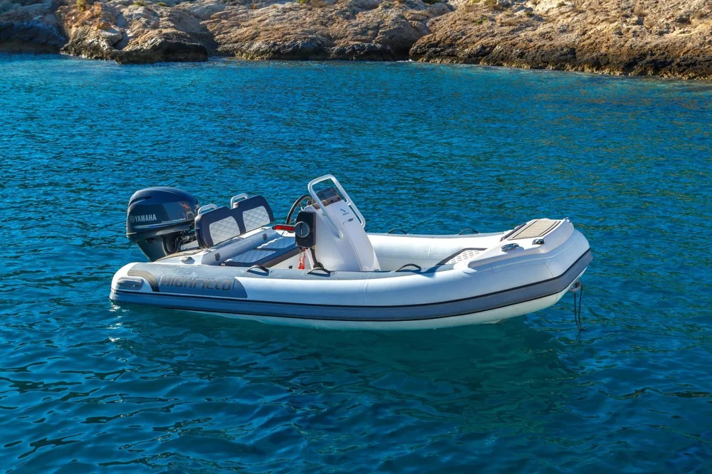 BoatPhoto.alt