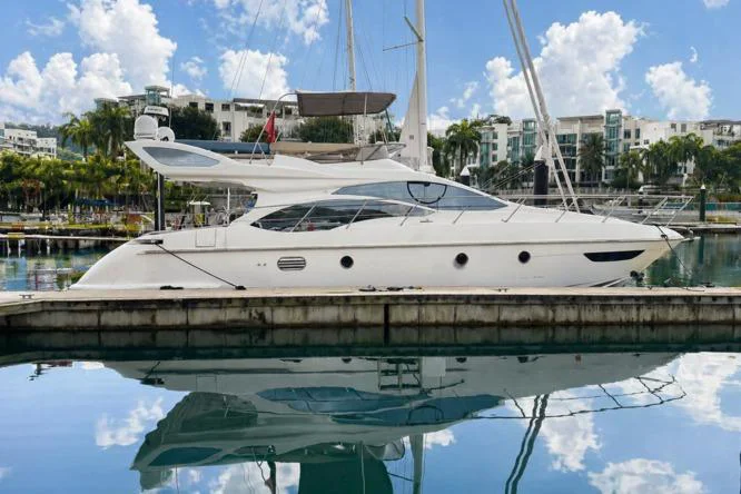 BoatPhoto.coverAlt