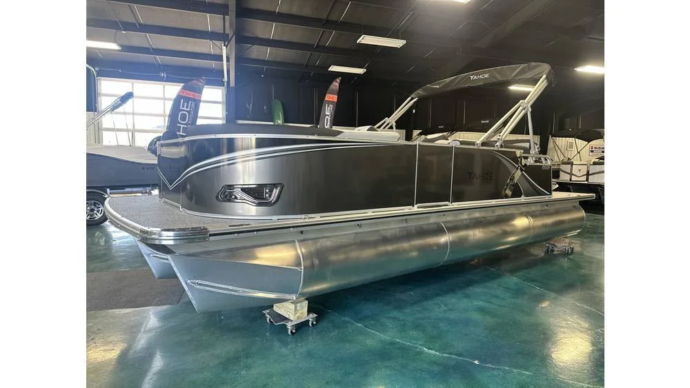 BoatPhoto.coverAlt