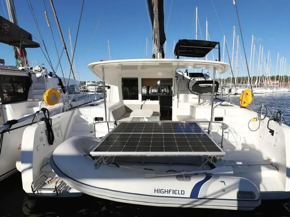 BoatPhoto.coverAlt