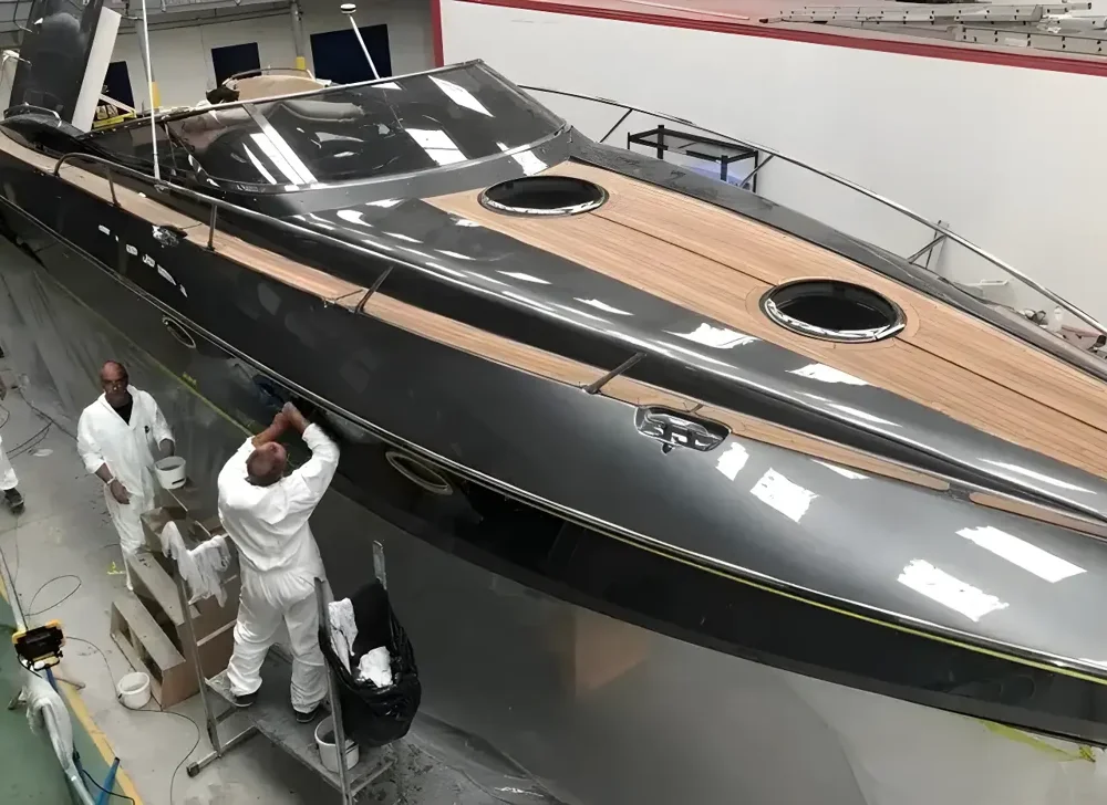 BoatPhoto.coverAlt