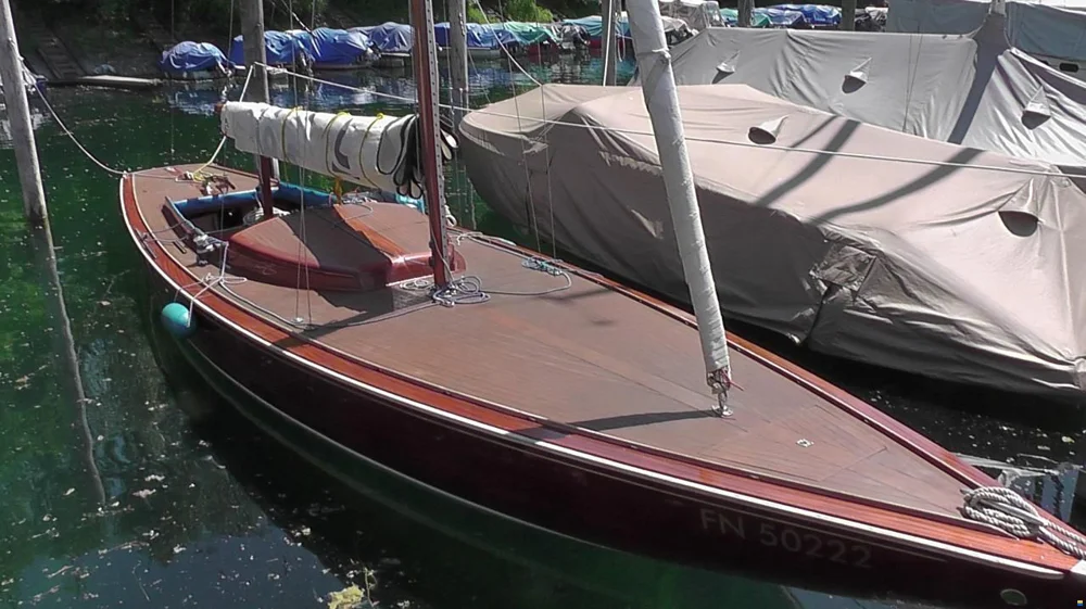 BoatPhoto.coverAlt
