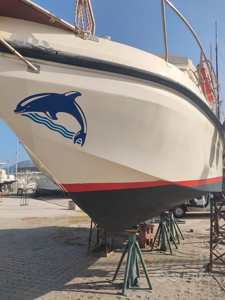 BoatPhoto.coverAlt