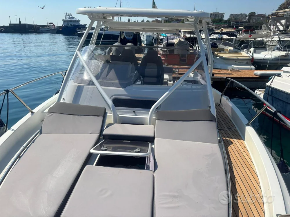BoatPhoto.alt