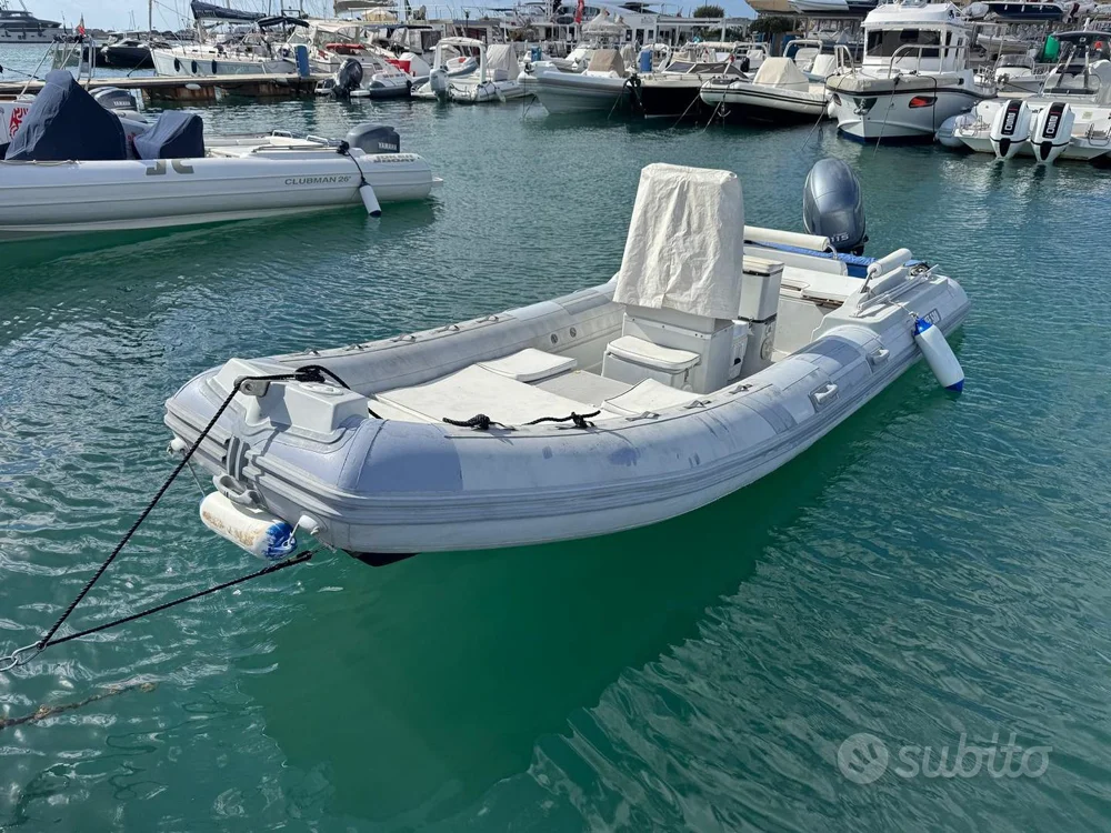 BoatPhoto.coverAlt