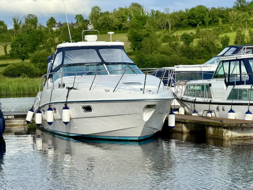 BoatPhoto.coverAlt