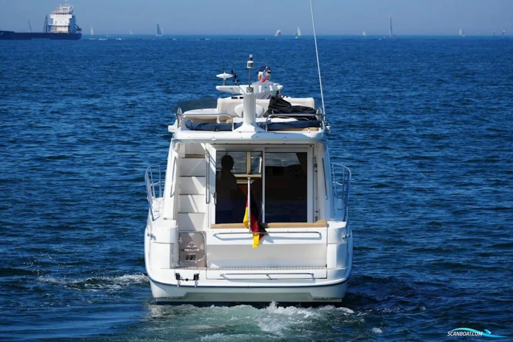BoatPhoto.alt