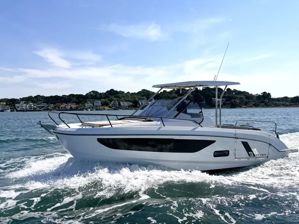 BoatPhoto.coverAlt