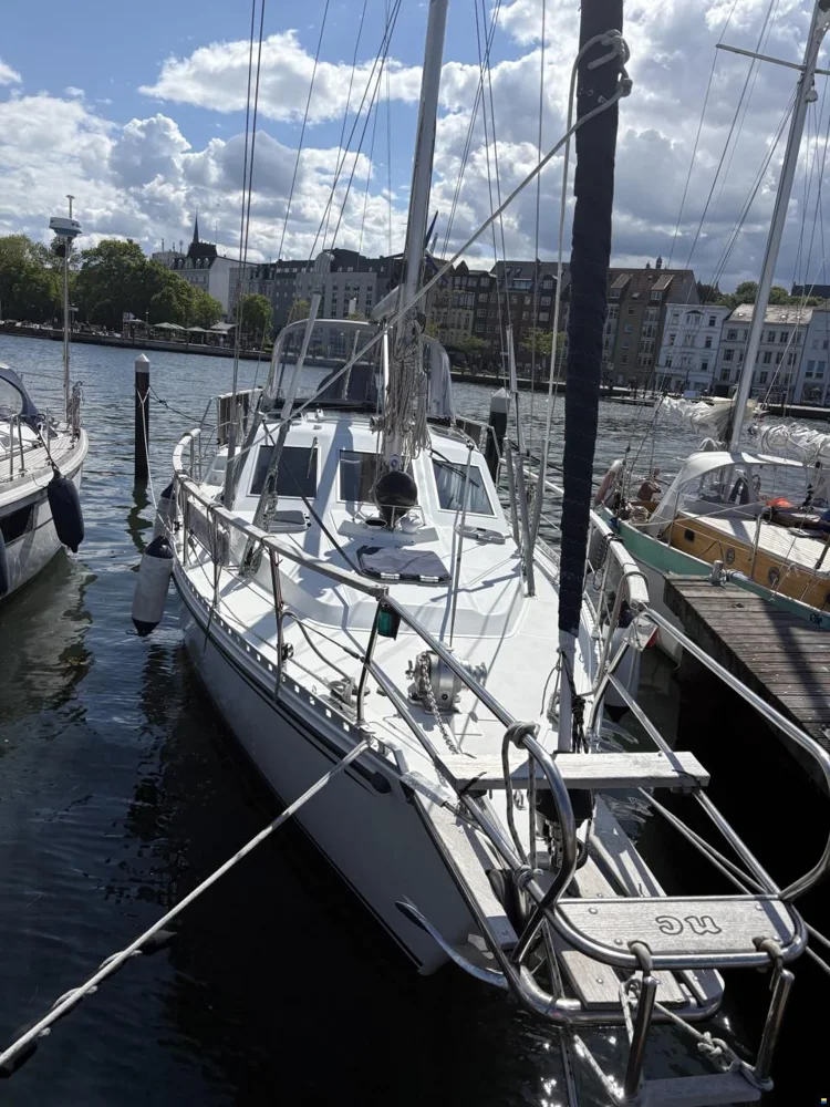 BoatPhoto.coverAlt