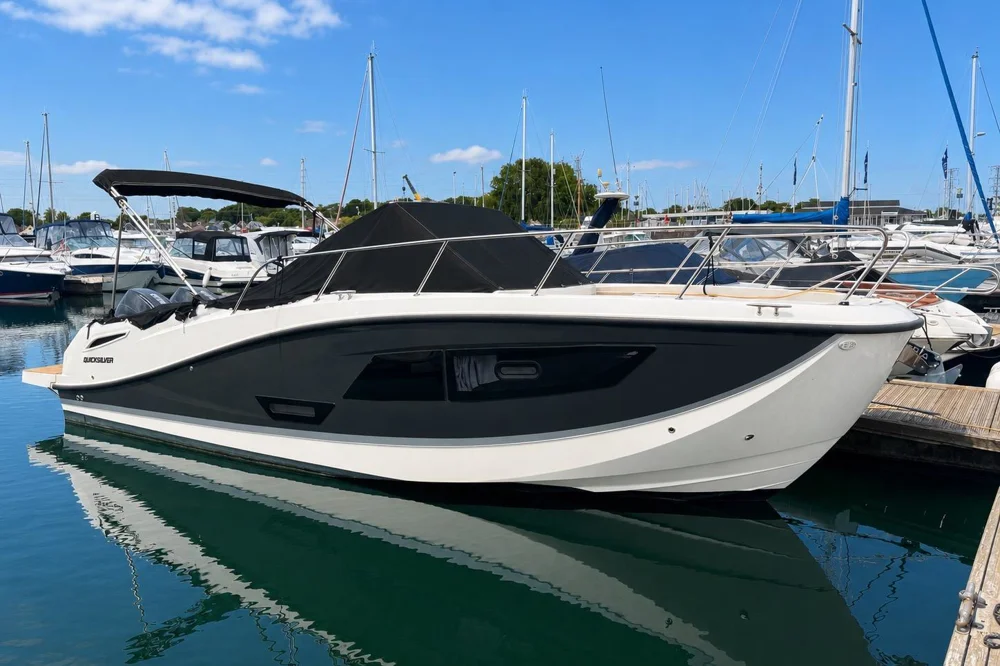 BoatPhoto.coverAlt