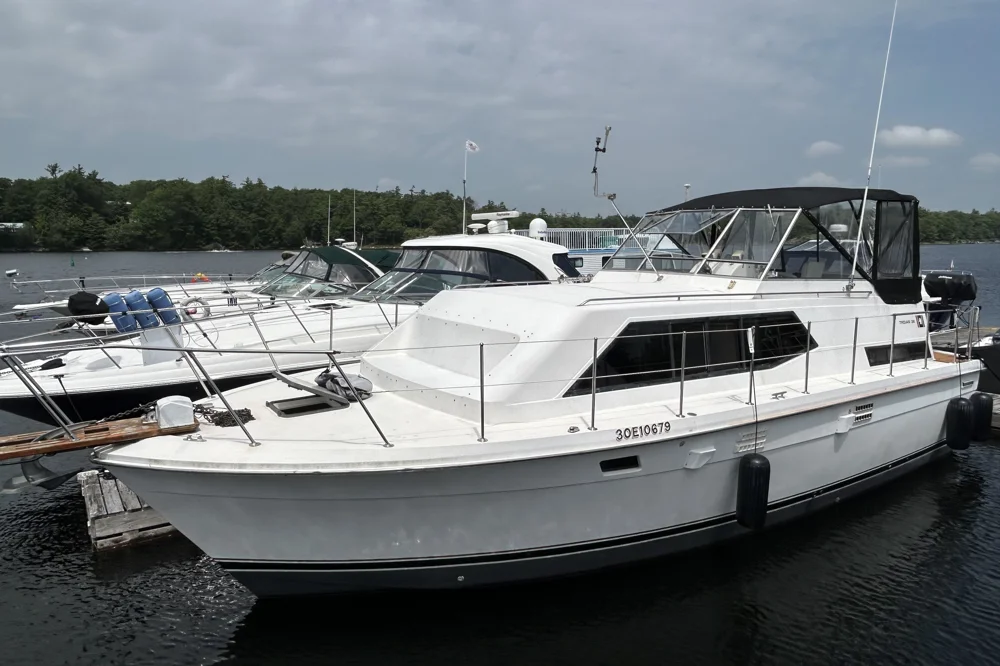 BoatPhoto.alt