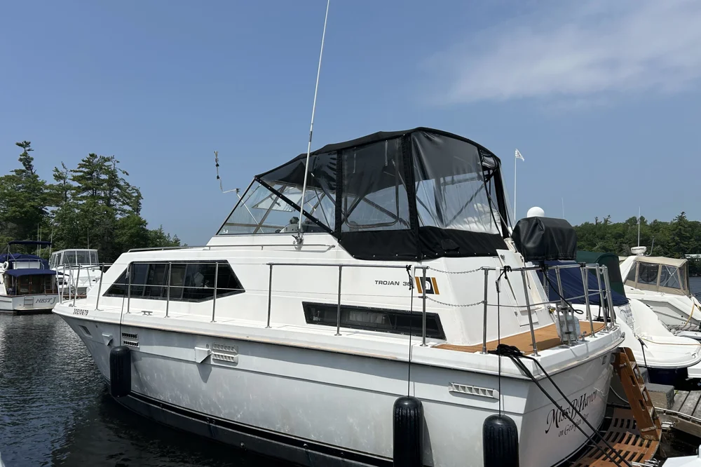 BoatPhoto.alt
