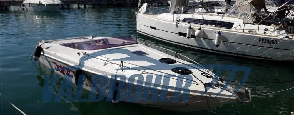 BoatPhoto.coverAlt