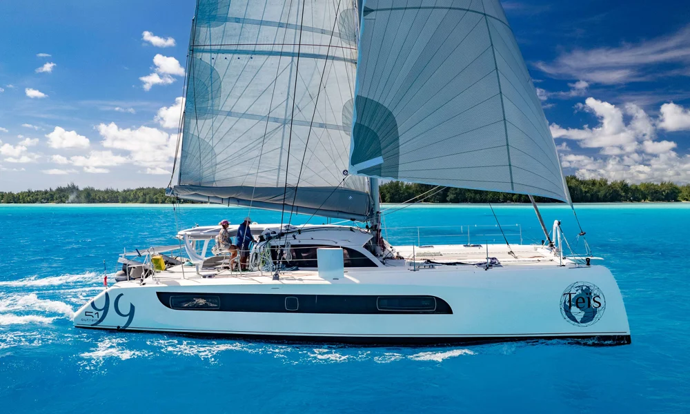 BoatPhoto.coverAlt
