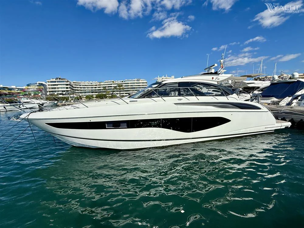 BoatPhoto.coverAlt