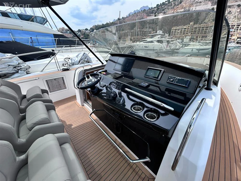 BoatPhoto.alt