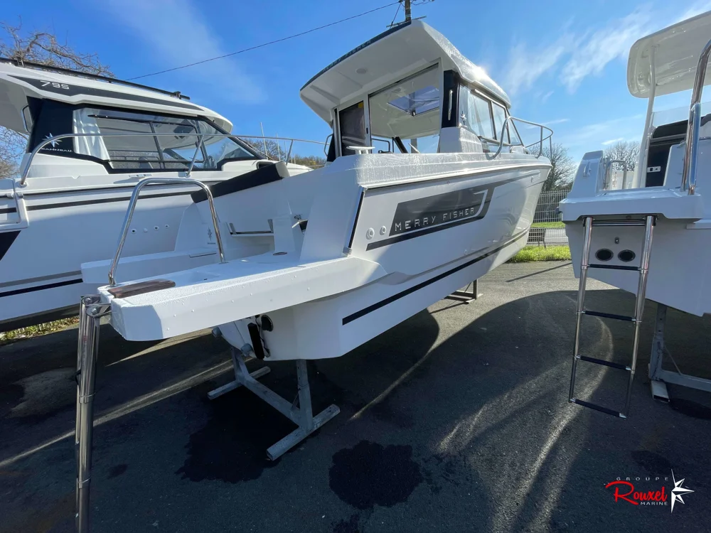 BoatPhoto.coverAlt
