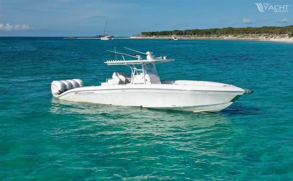 BoatPhoto.coverAlt