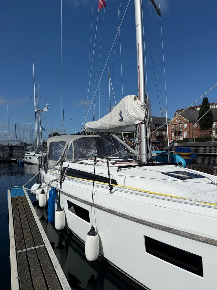 BoatPhoto.alt