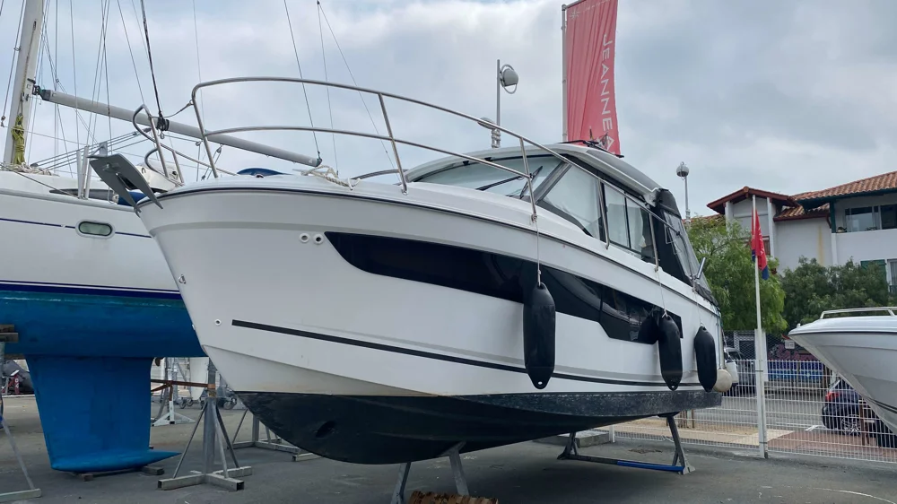 BoatPhoto.coverAlt