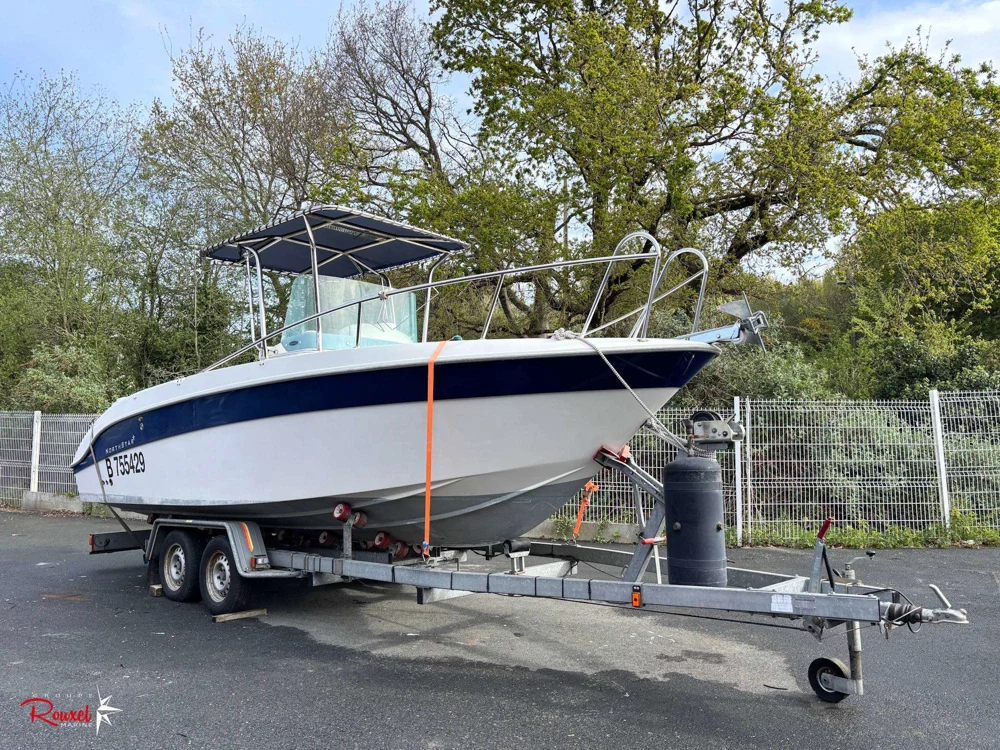 BoatPhoto.coverAlt