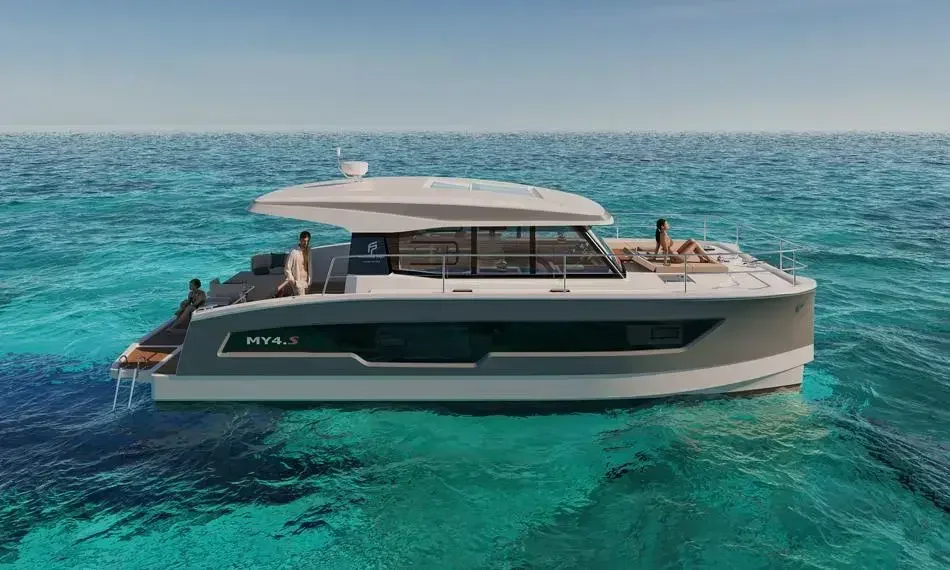 BoatPhoto.coverAlt