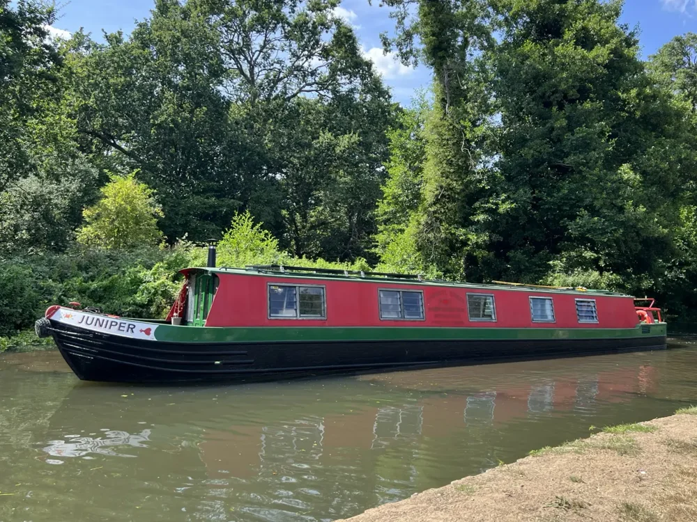 BoatPhoto.coverAlt