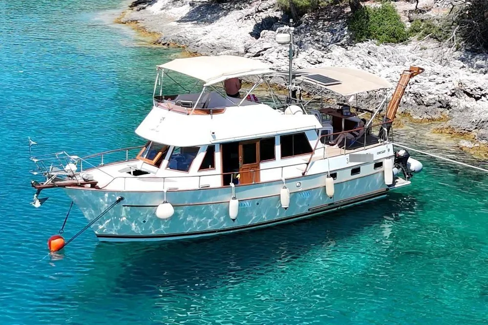 BoatPhoto.coverAlt