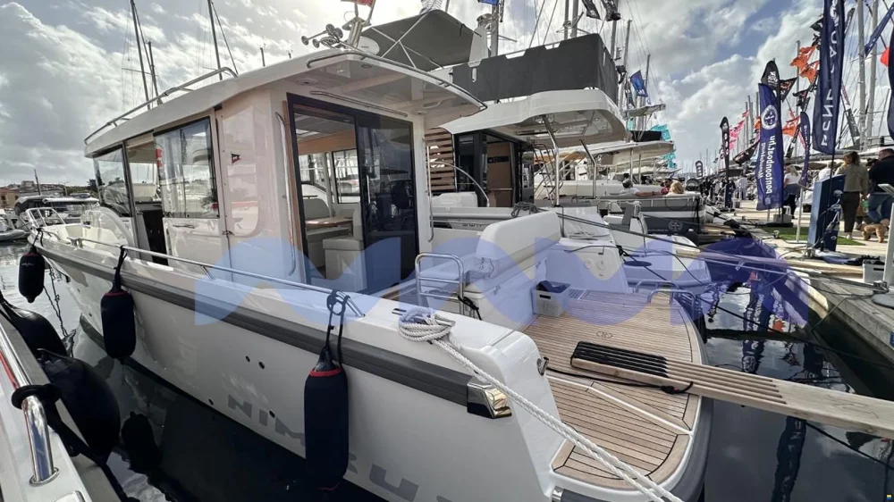 BoatPhoto.coverAlt