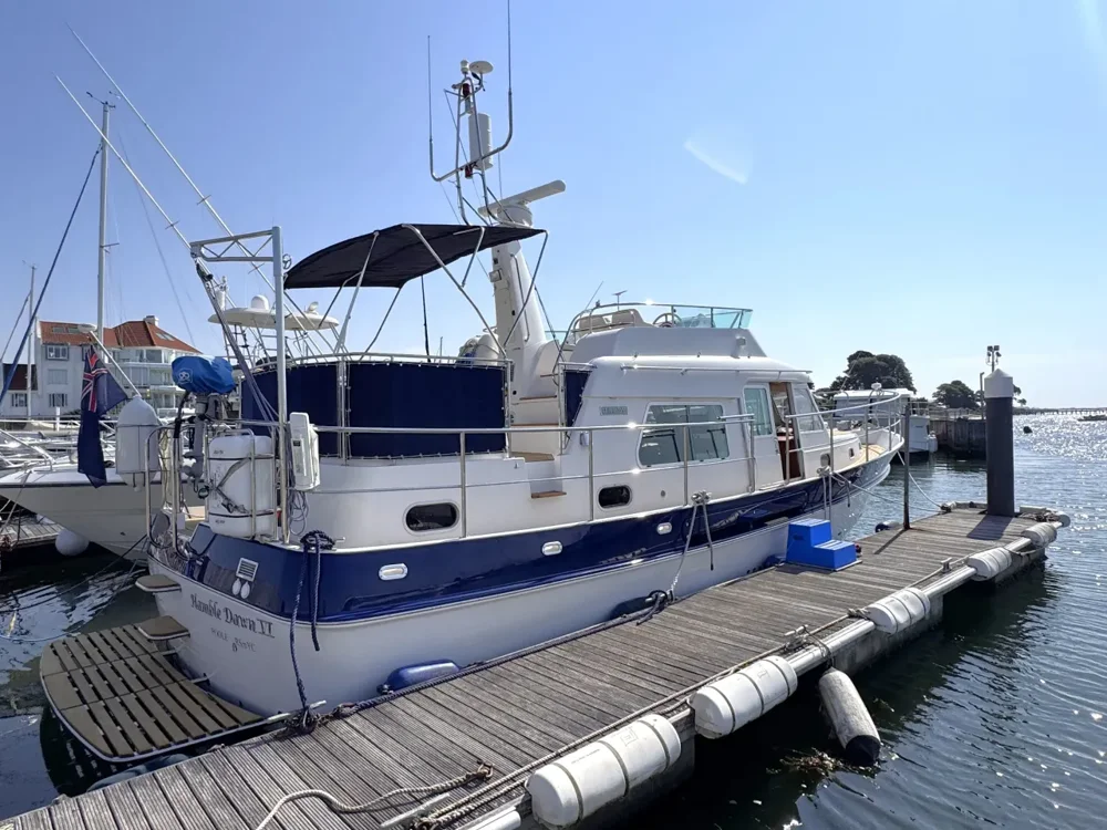 BoatPhoto.coverAlt