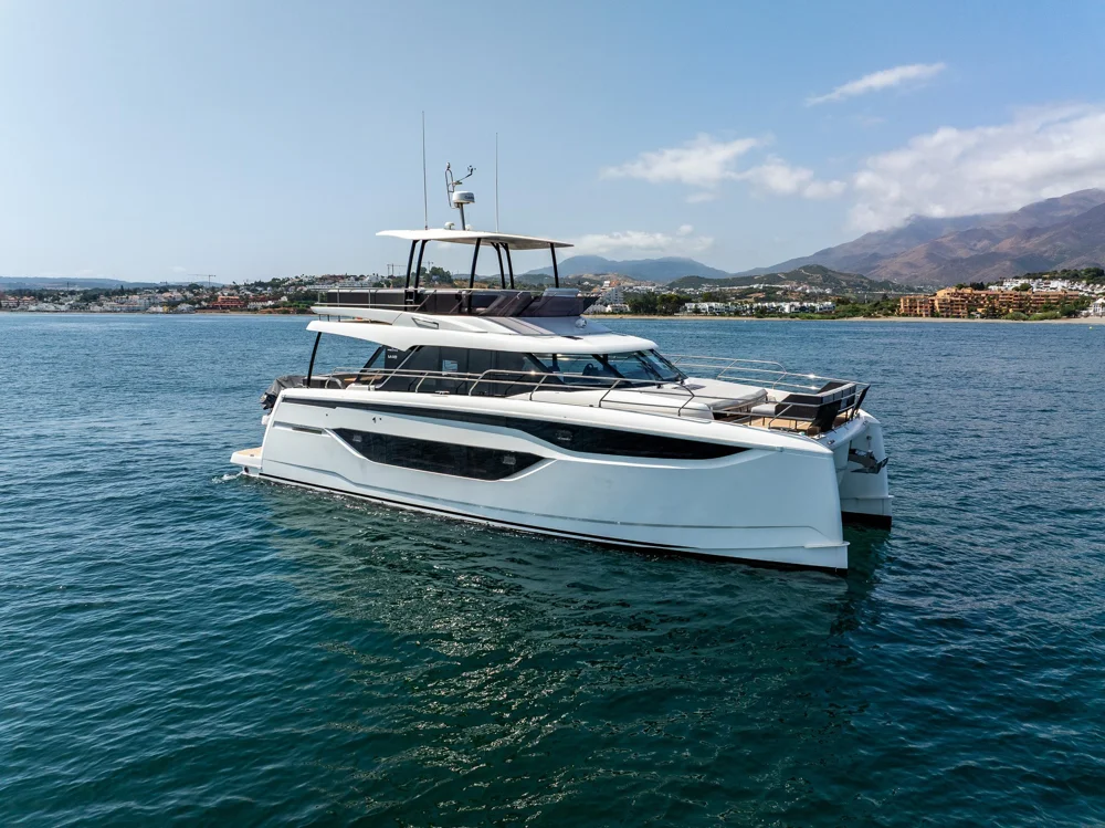 BoatPhoto.coverAlt