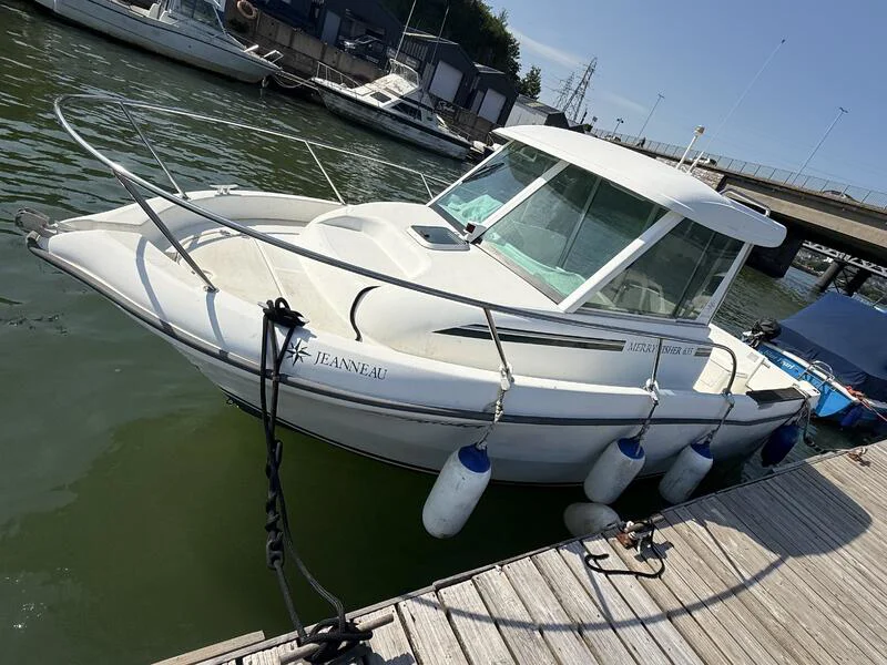 BoatPhoto.alt
