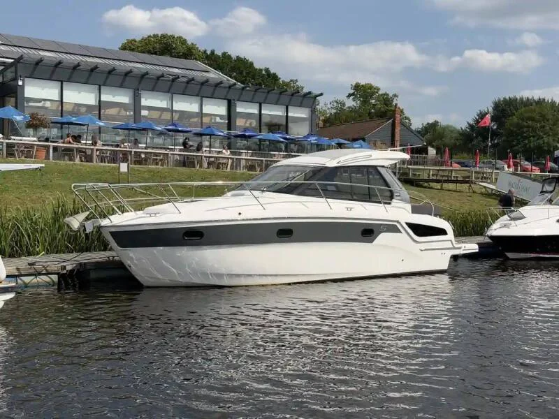 BoatPhoto.coverAlt