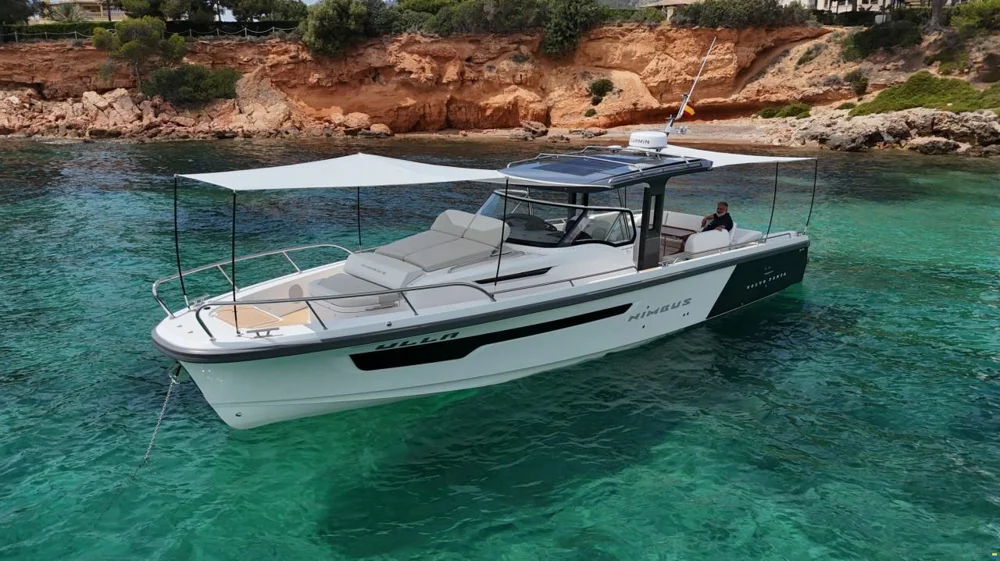 BoatPhoto.coverAlt
