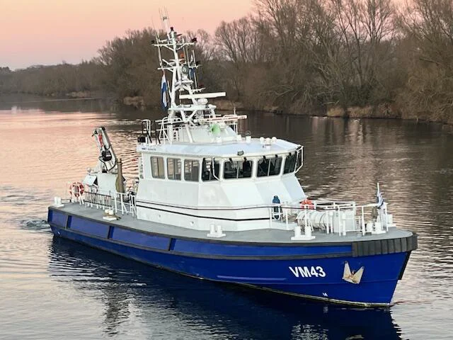 BoatPhoto.coverAlt