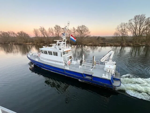 BoatPhoto.alt