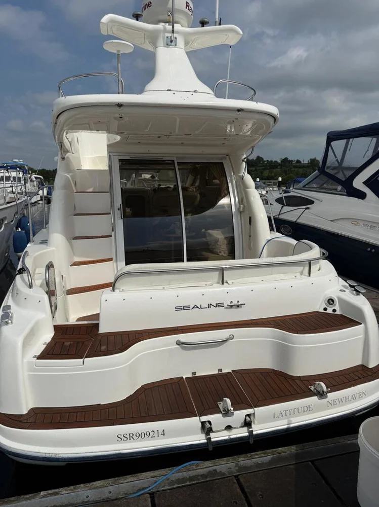 BoatPhoto.alt