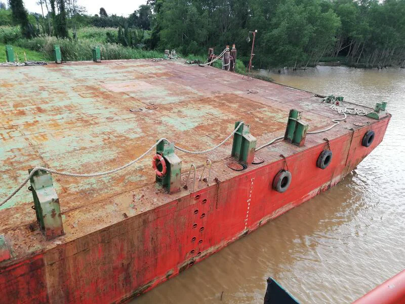 BoatPhoto.coverAlt