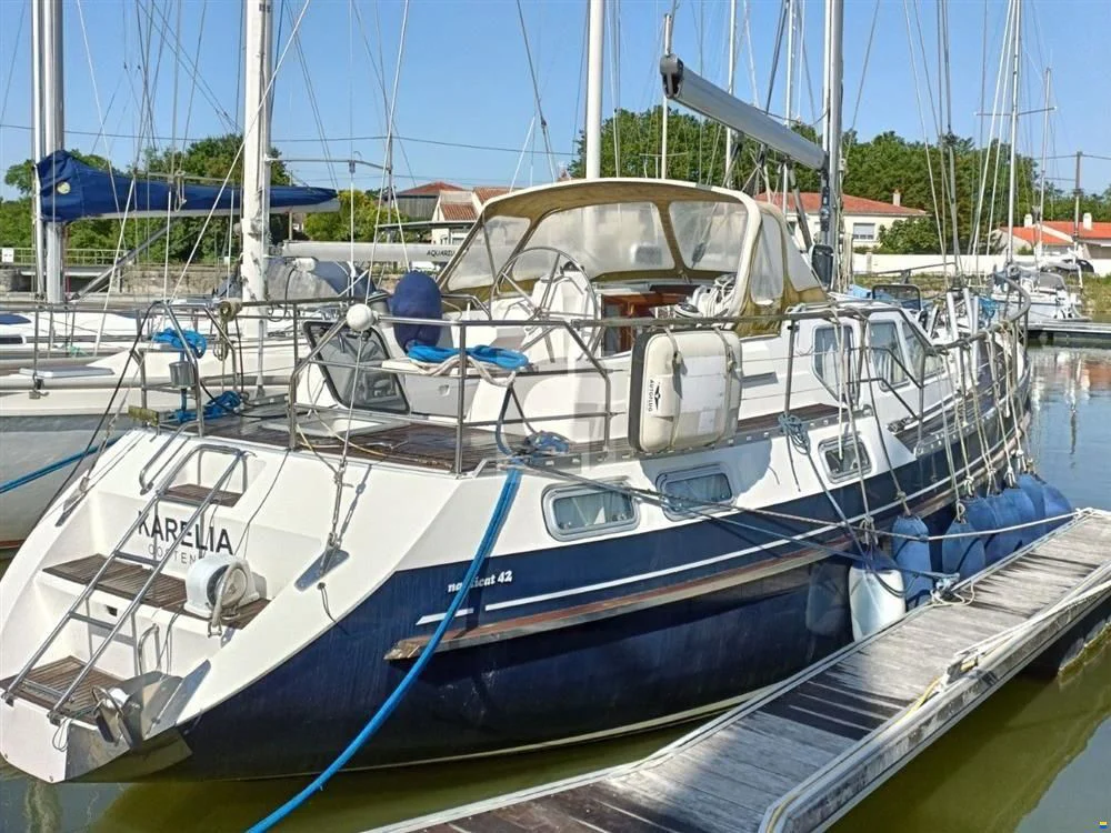 1996 Nauticat / Siltala Yachts 42 for sale in La Rochelle, France, photo 3 of 5