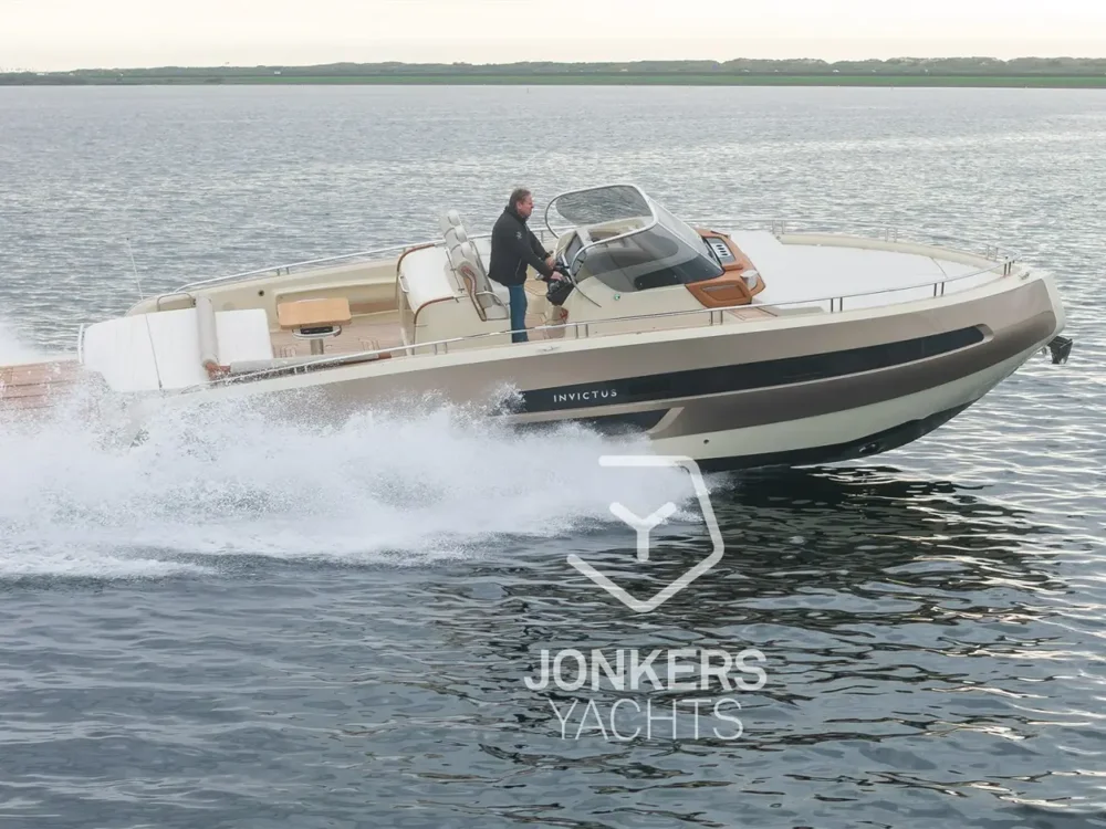 BoatPhoto.coverAlt