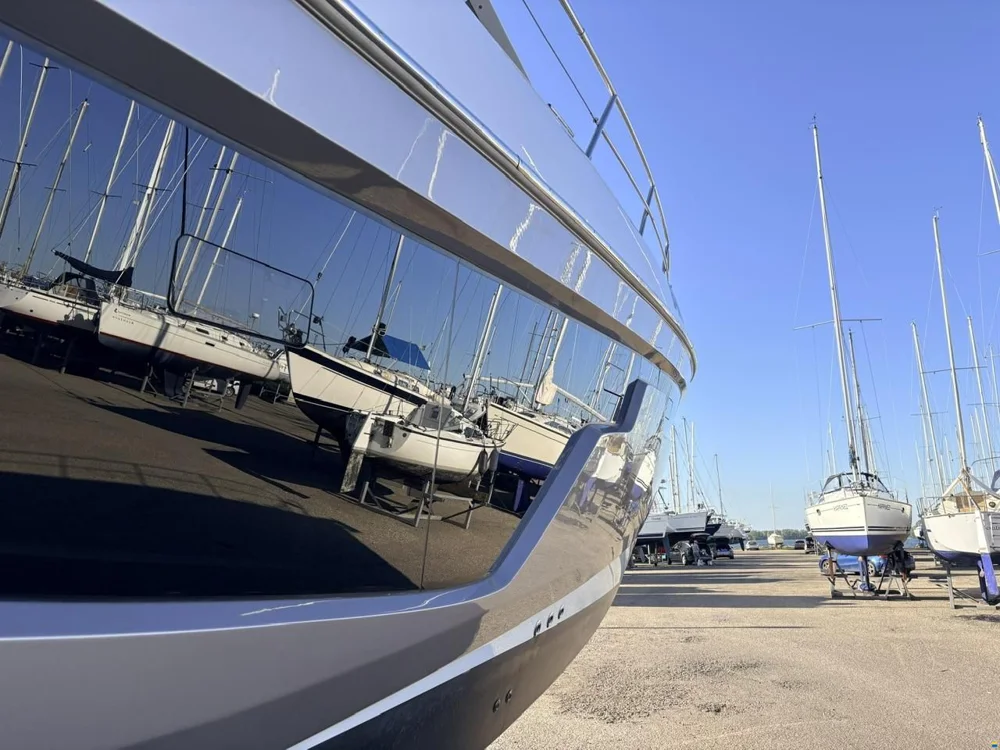 BoatPhoto.coverAlt